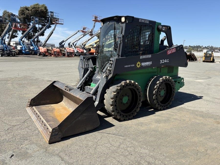 2019 Deere 324G Skid Steer
