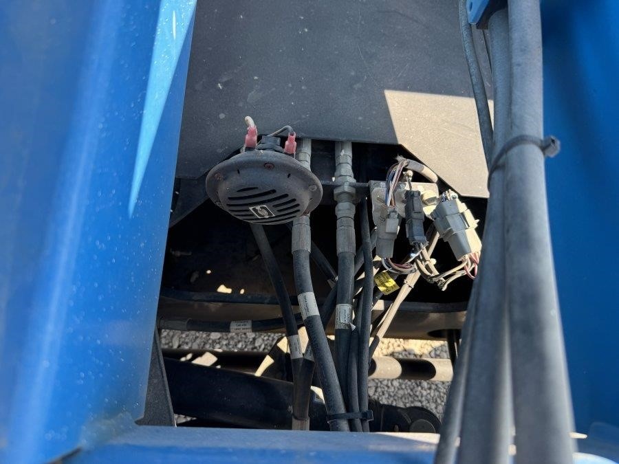 2017 Genie GS3369RT Rough Terrain Scissor Lift - Image 13