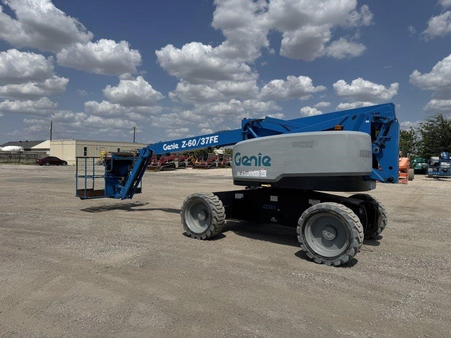 2018 Genie Z60-37FE Articulating Boom Lift - Image 3