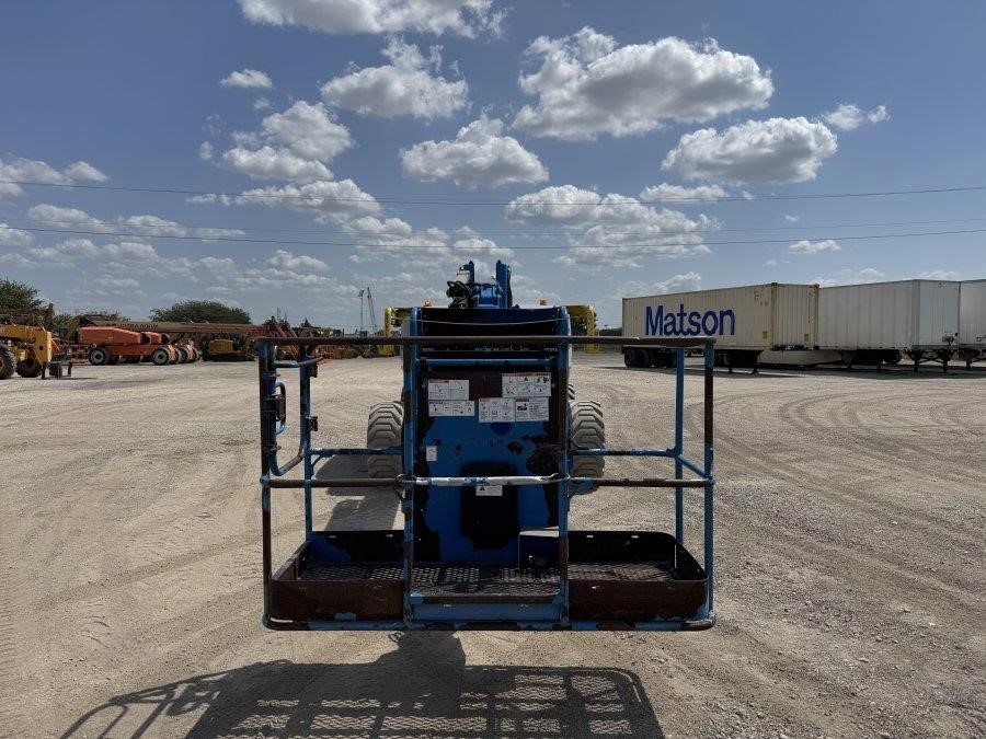 2018 Genie Z60-37FE Articulating Boom Lift - Image 8