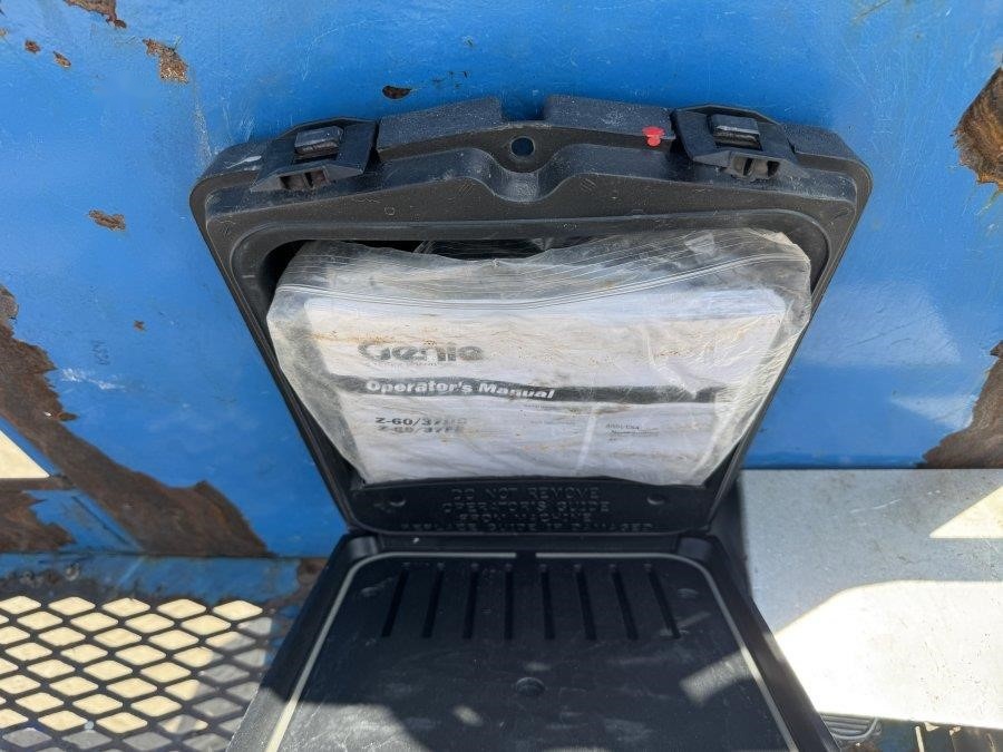 2018 Genie Z60-37FE Articulating Boom Lift - Image 20