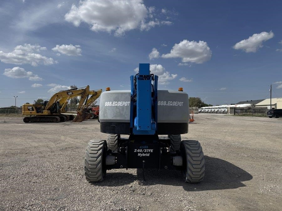 2018 Genie Z60-37FE Articulating Boom Lift - Image 4