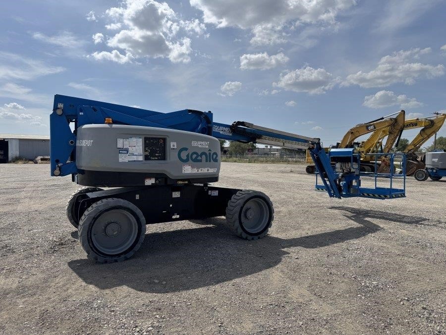 2018 Genie Z60-37FE Articulating Boom Lift - Image 5