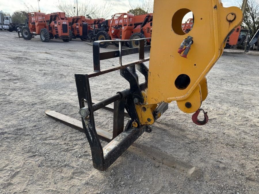2018 JCB 510-56 Telehandler - Image 14