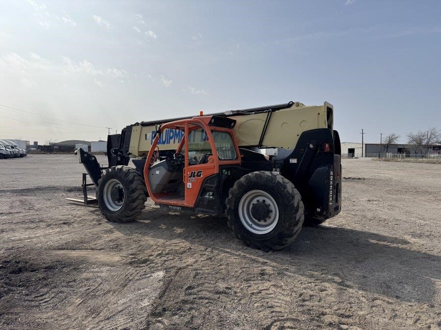 2018 JLG 1055 Telehandler - Image 3