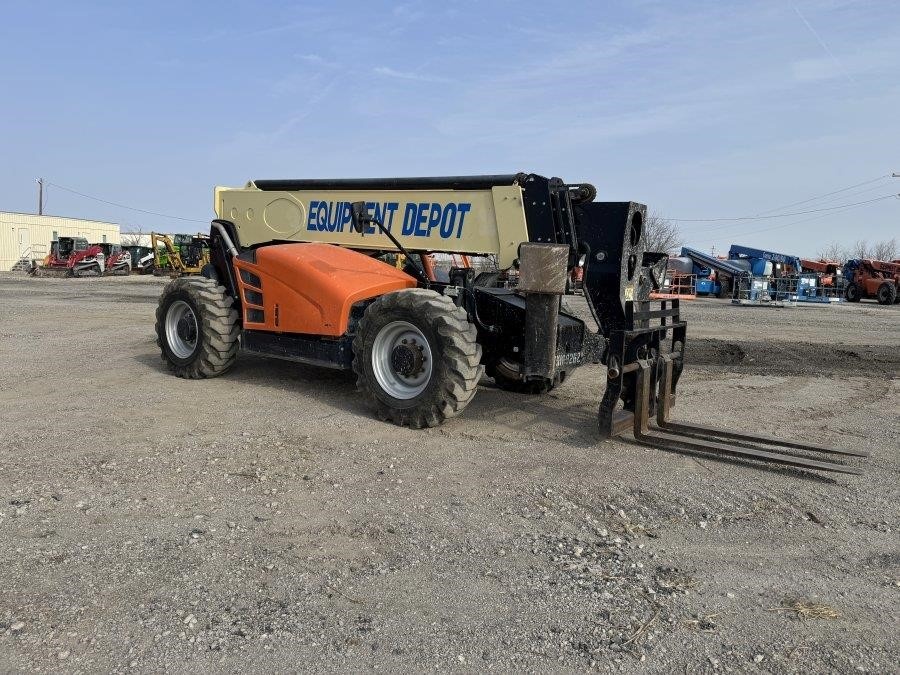2018 JLG 1055 Telehandler - Image 7