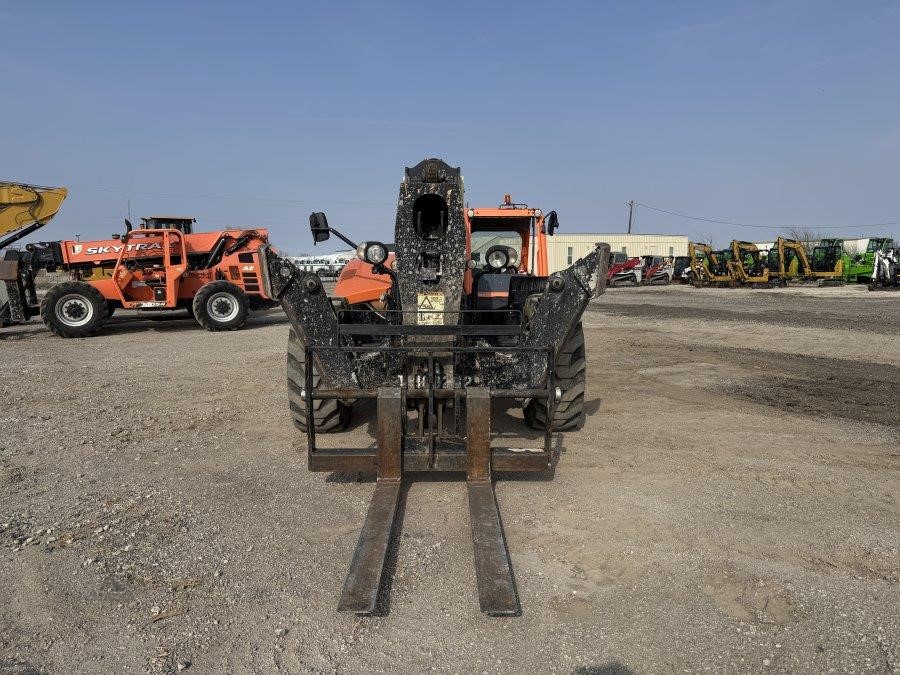 2018 JLG 1055 Telehandler - Image 8