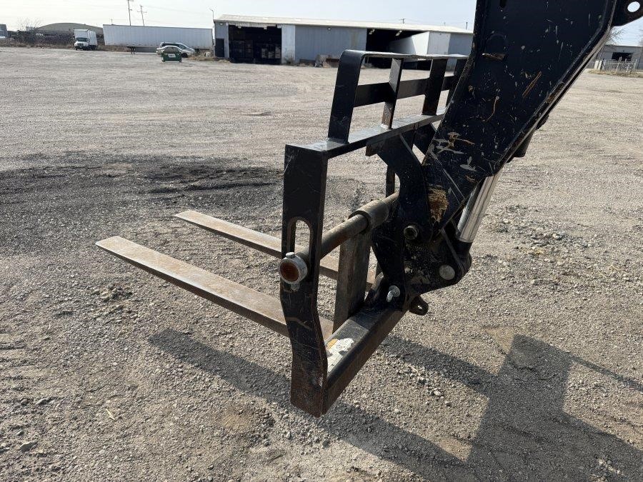 2018 JLG 1055 Telehandler - Image 14