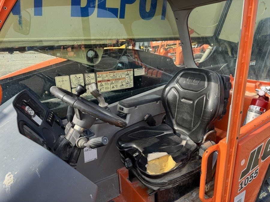 2018 JLG 1055 Telehandler - Image 18
