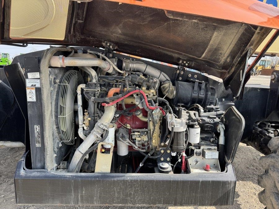 2017 JLG 1055 Telehandler - Image 27