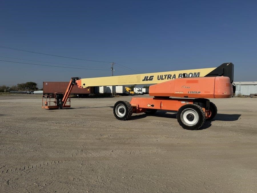 2008 JLG 1350SJP Boom Lift - Image 3