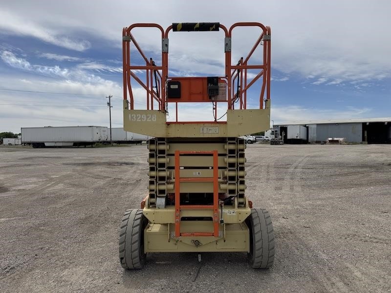 2017 JLG 4069LE Rough Terrain Scissor Lift - Image 4