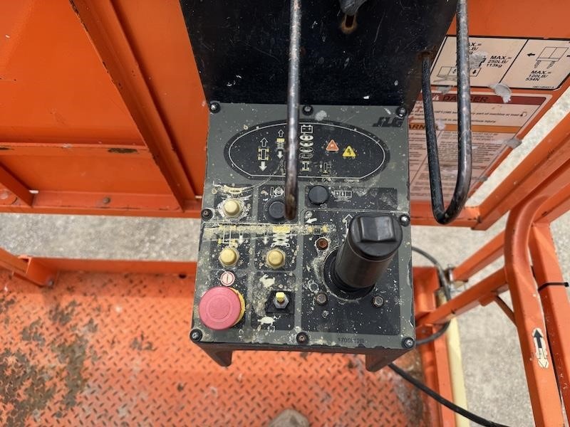 2017 JLG 4069LE Rough Terrain Scissor Lift - Image 24