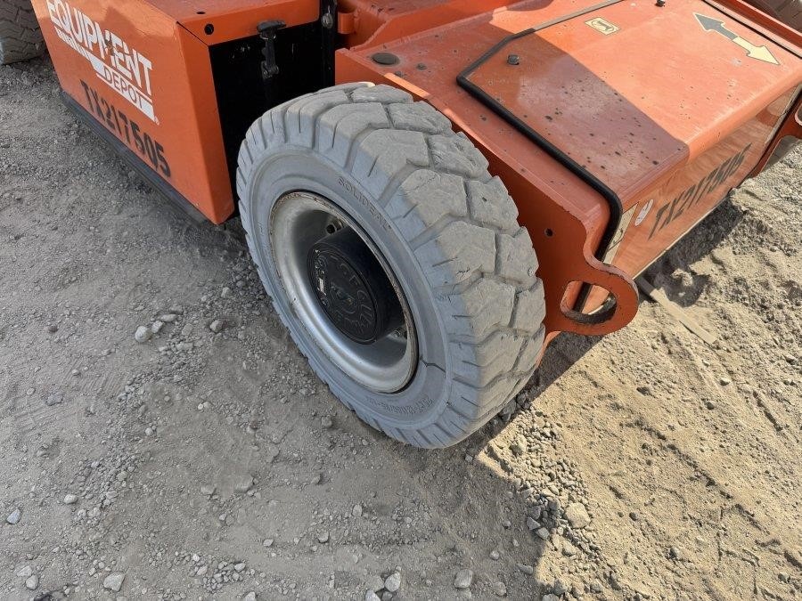 2017 JLG E400AJPN Articulating Boom Lift - Image 16