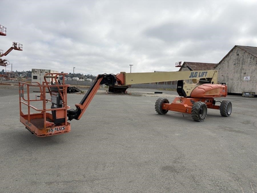 2018 JLG M600JP Articulating Boom Lift
