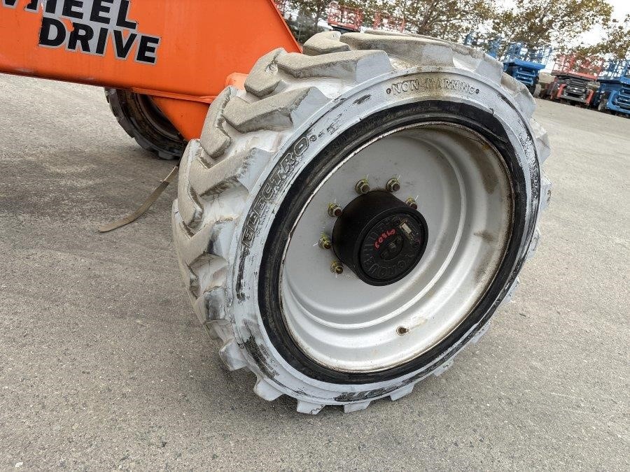 2018 JLG M600JP Articulating Boom Lift - Image 10