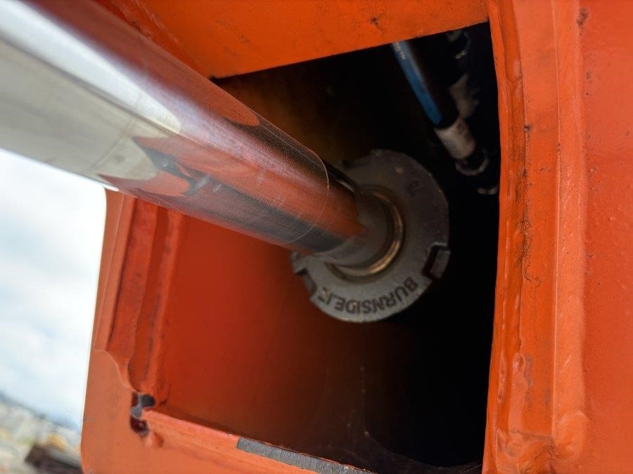 2018 JLG M600JP Articulating Boom Lift - Image 21