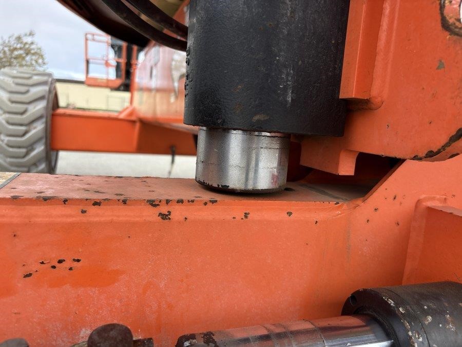 2018 JLG M600JP Articulating Boom Lift - Image 24