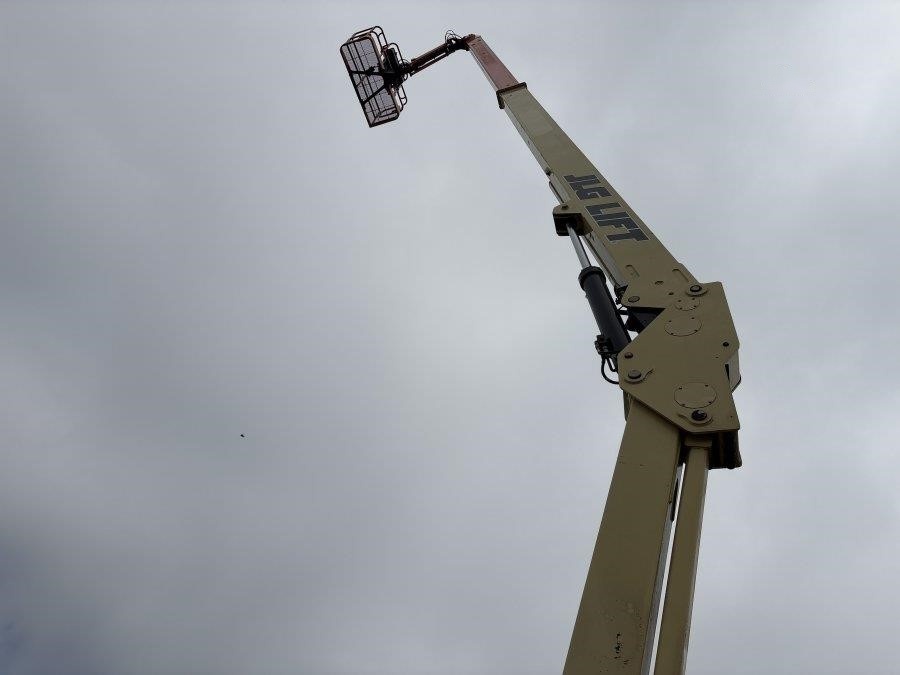 2018 JLG M600JP Articulating Boom Lift - Image 36