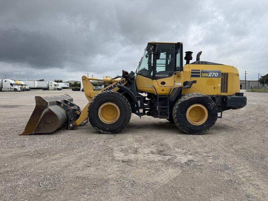 2018 Komatsu WA270-8 Wheel Loader - Image 2