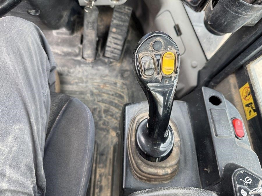 2018 Komatsu WA270-8 Wheel Loader - Image 29