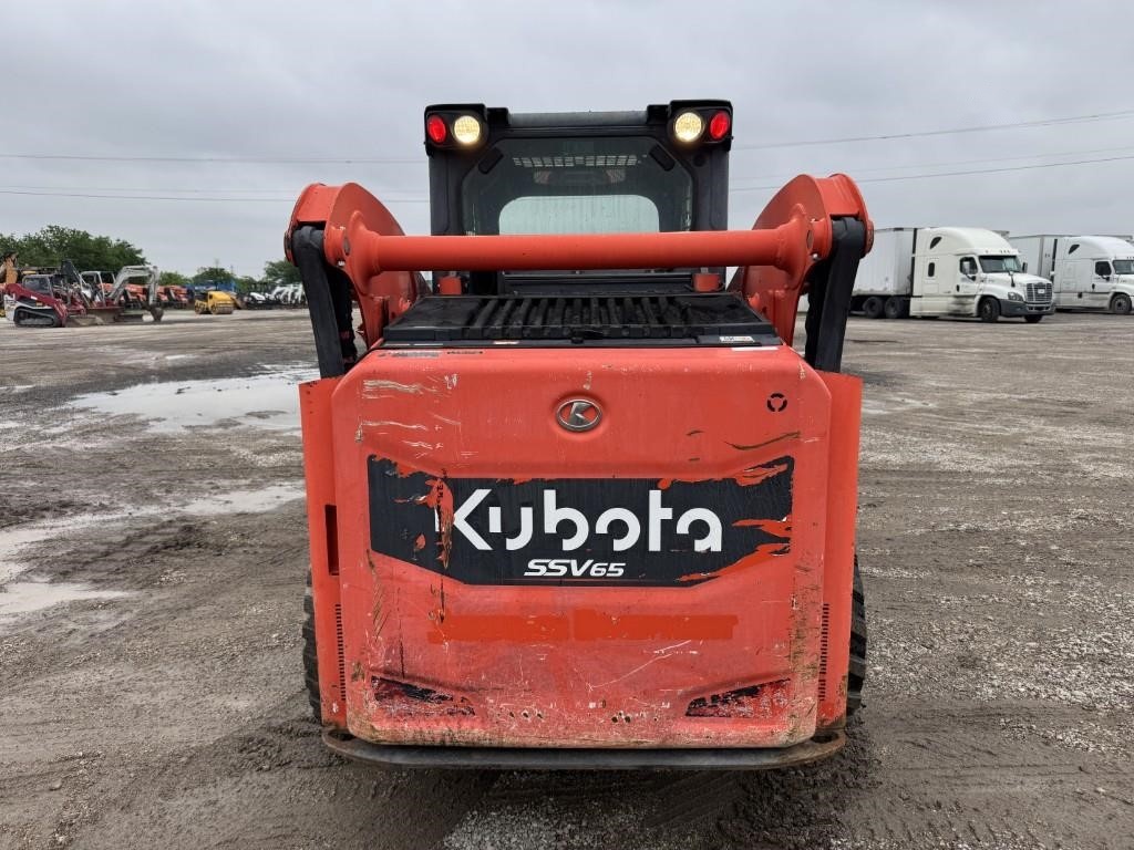 2021 Kubota SSV65 Skid Steer Loader - Image 4