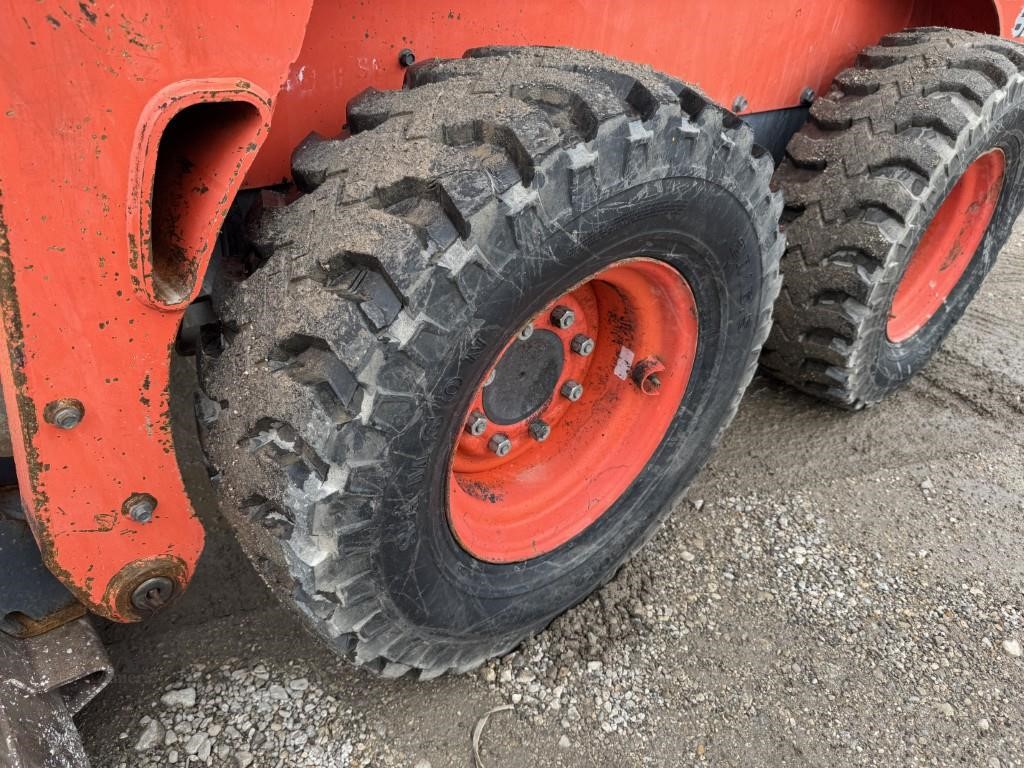 2021 Kubota SSV65 Skid Steer Loader - Image 10