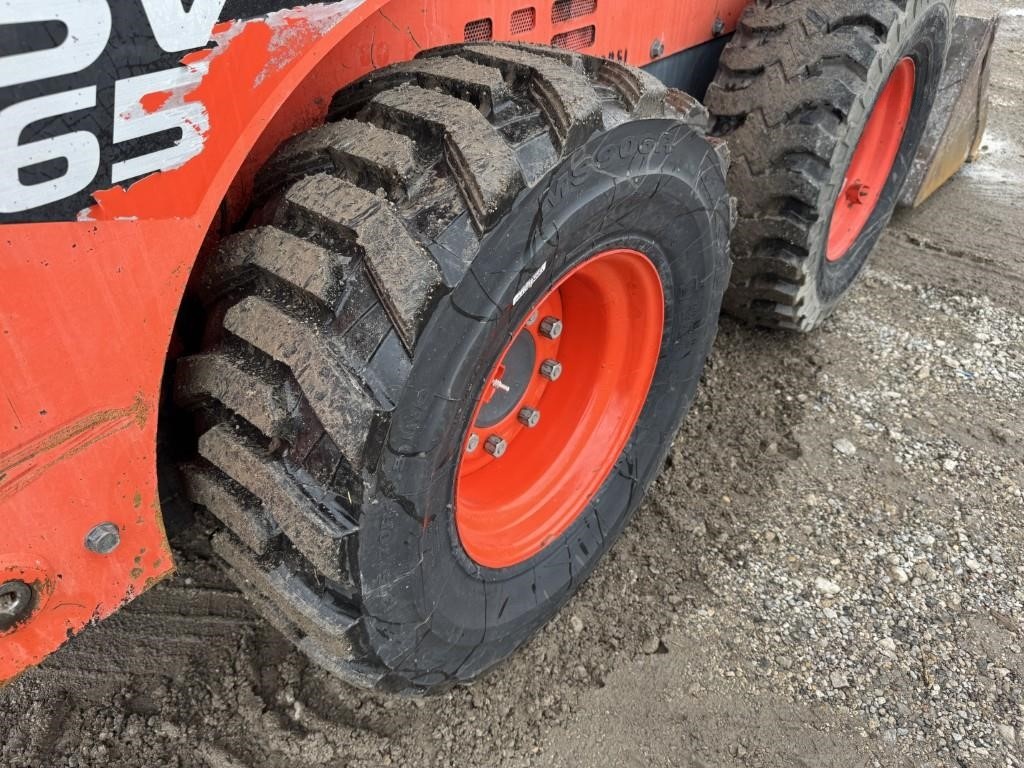 2021 Kubota SSV65 Skid Steer Loader - Image 12