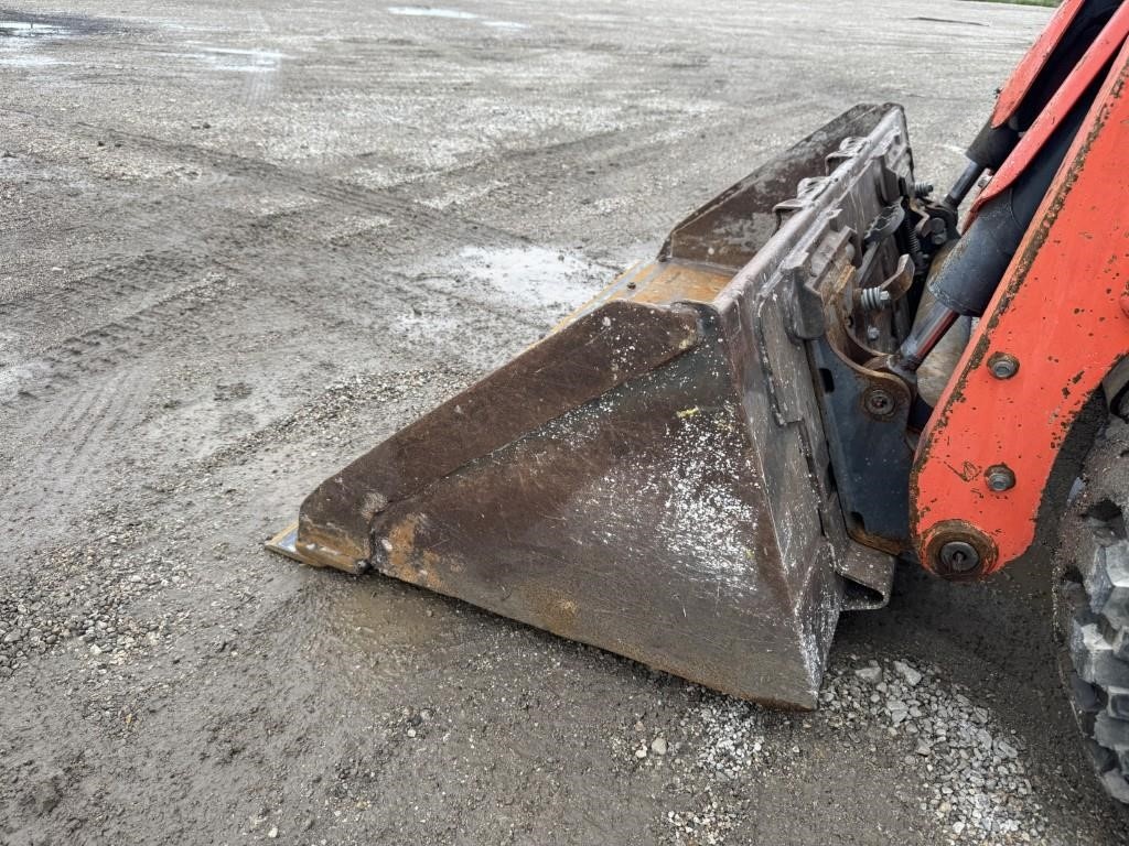 2021 Kubota SSV65 Skid Steer Loader - Image 13