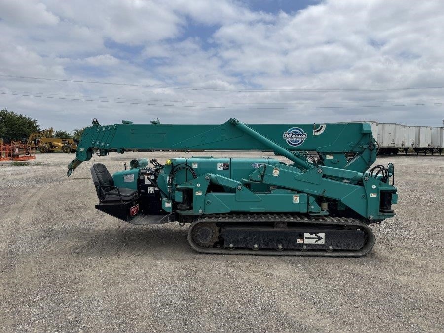 2018 Maeda MC405CRME Mini Crane - Image 2