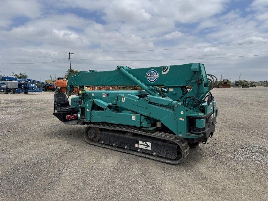 2018 Maeda MC405CRME Mini Crane - Image 3