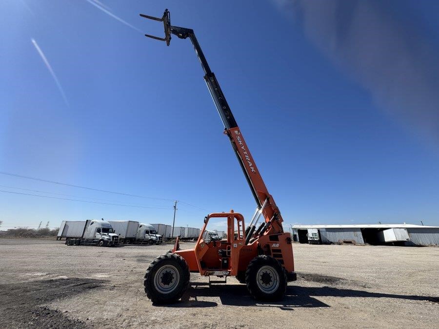 2018 SkyTrak 6042 Telehandler - Image 9