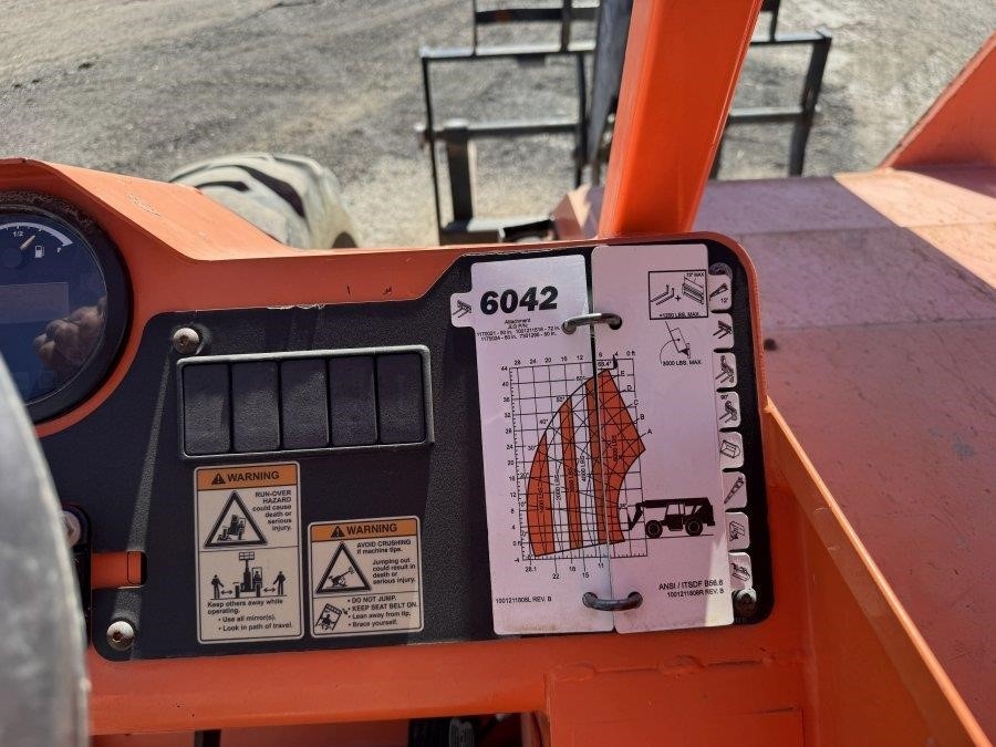 2018 SkyTrak 6042 Telehandler - Image 26