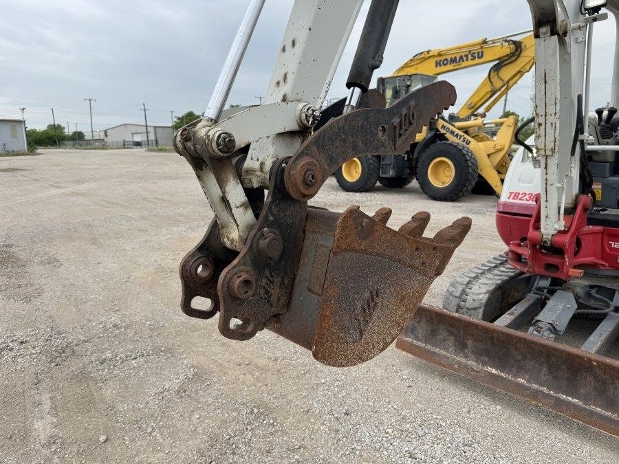 2020 Takeuchi TB230 Mini Excavator - Image 24