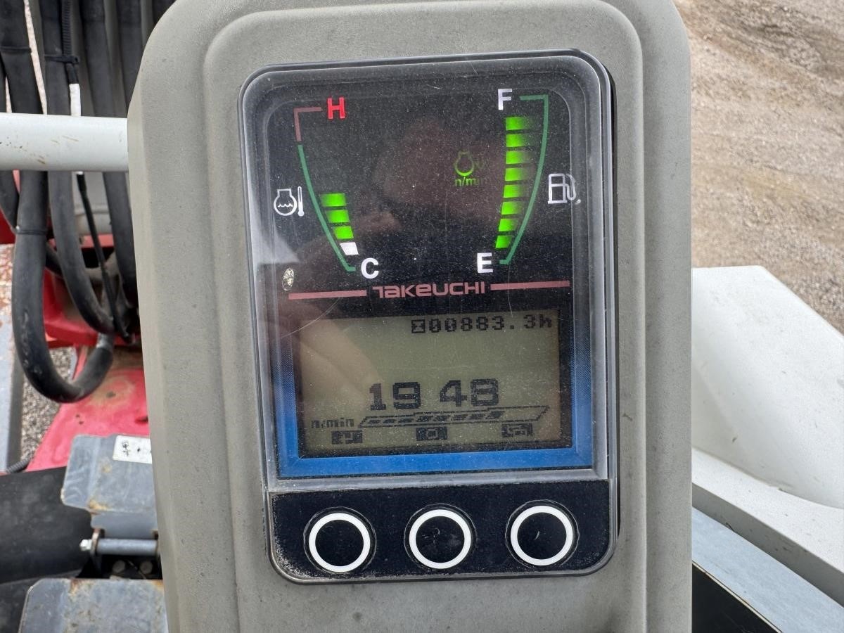 2020 Takeuchi TB230 Mini Excavator - Image 32