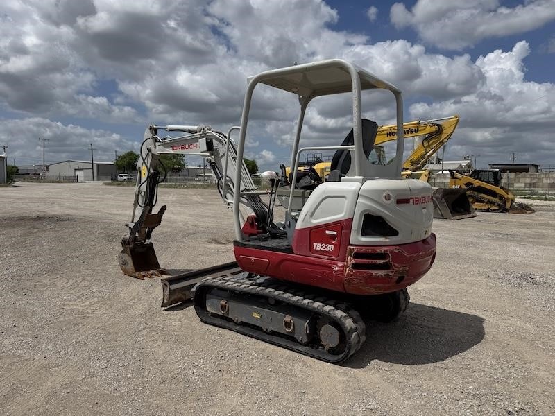 2019 Takeuchi TB230 Mini Excavator - Image 3