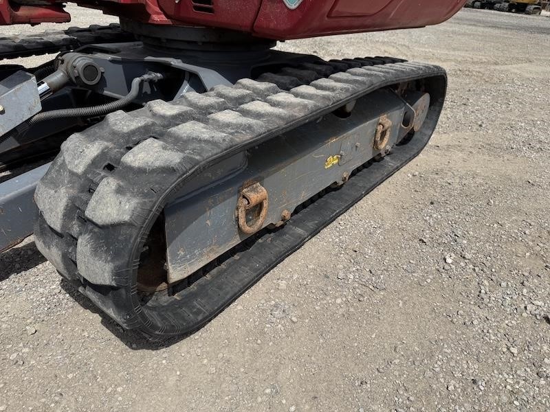 2019 Takeuchi TB230 Mini Excavator - Image 15
