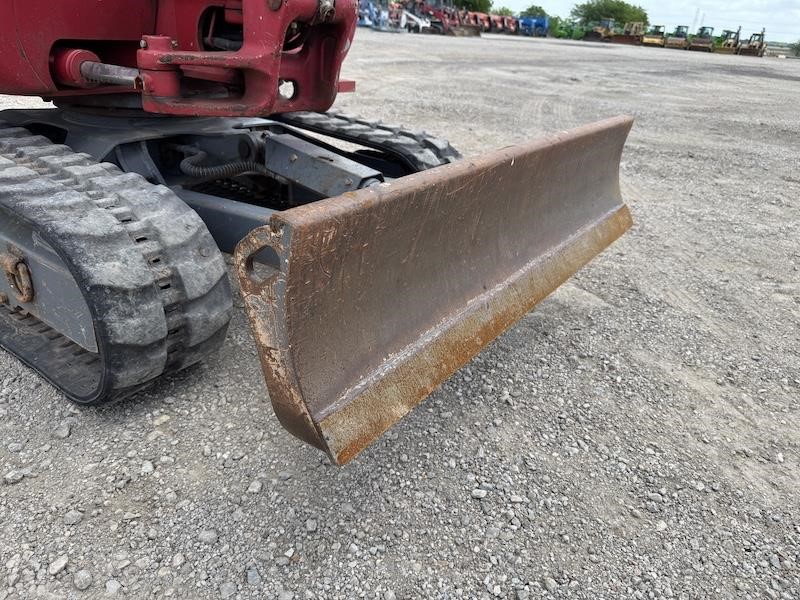 2019 Takeuchi TB230 Mini Excavator - Image 20
