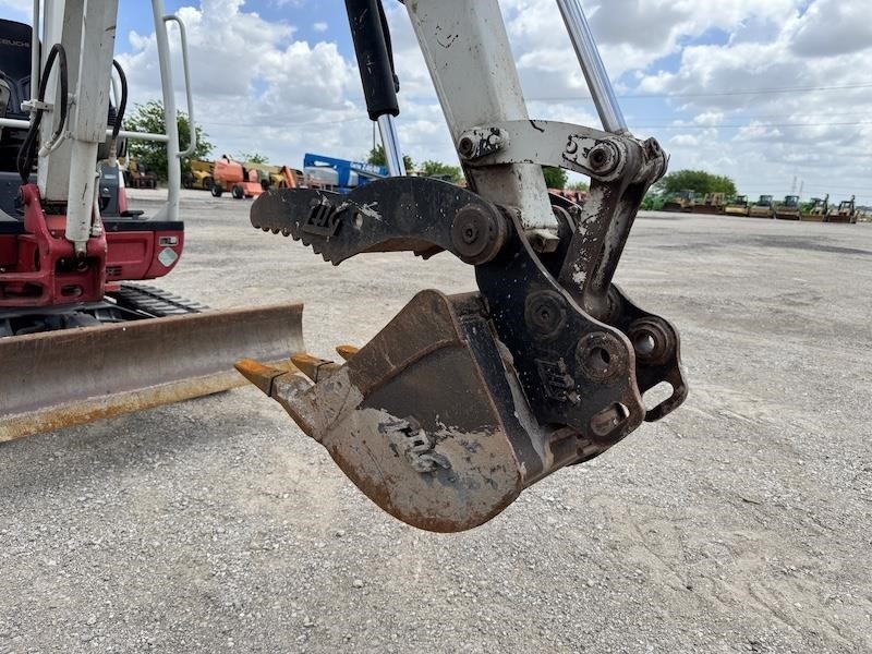 2019 Takeuchi TB230 Mini Excavator - Image 23