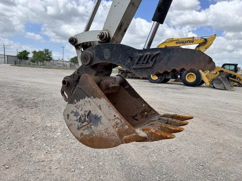 2019 Takeuchi TB230 Mini Excavator - Image 25