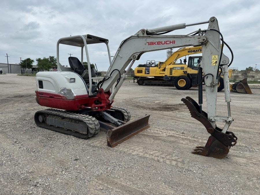 2020 Takeuchi TB240 Mini Excavator - Image 7