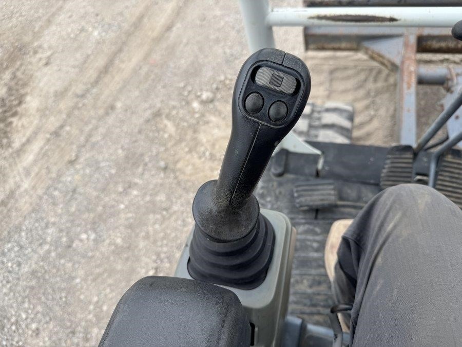 2020 Takeuchi TB240 Mini Excavator - Image 29