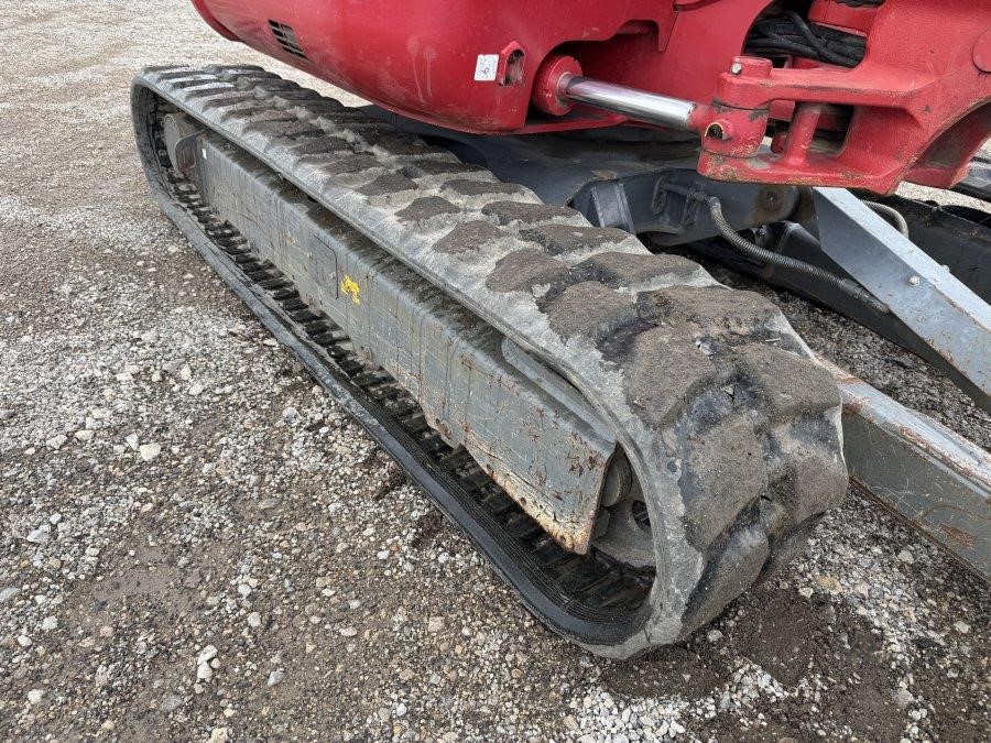 2022 Takeuchi TB260 Mini Excavator - Image 9