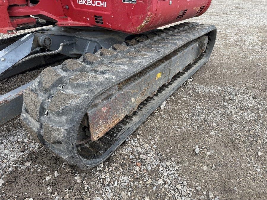 2022 Takeuchi TB260 Mini Excavator - Image 18