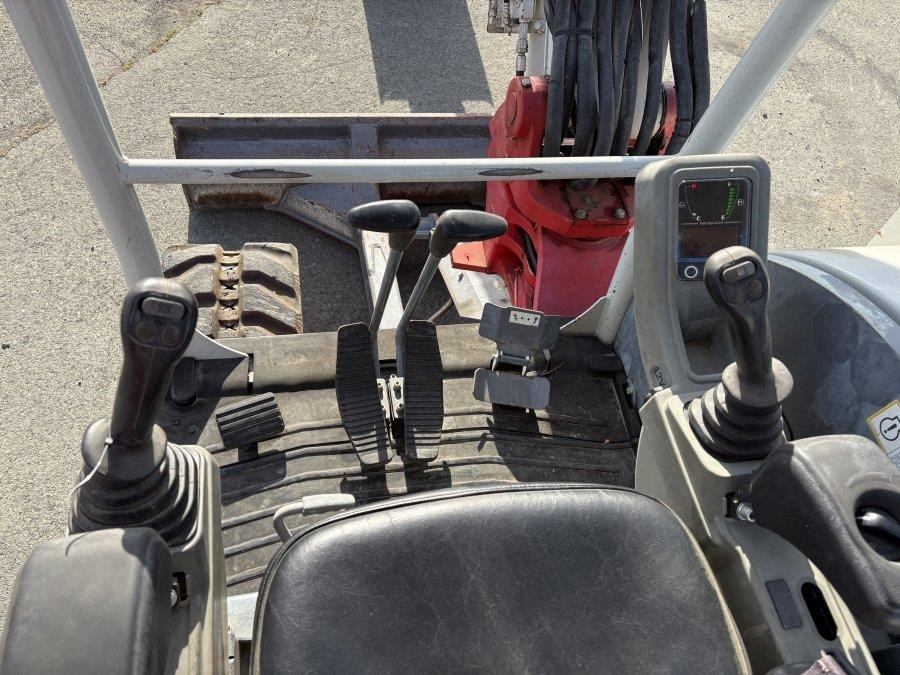 2020 Takeuchi TB260 Hydraulic Excavator - Image 26