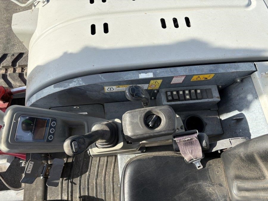 2020 Takeuchi TB260 Hydraulic Excavator - Image 27