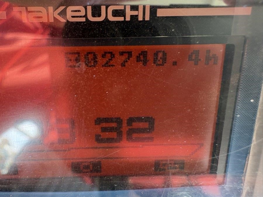 2020 Takeuchi TB260 Hydraulic Excavator - Image 28