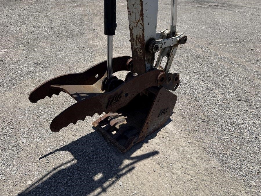 2019 Takeuchi TB260 Hydraulic Excavator - Image 26