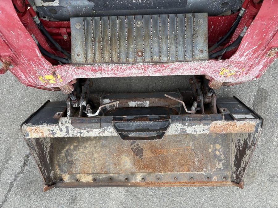 2019 Takeuchi TL8 Compact Track Loader - Image 18