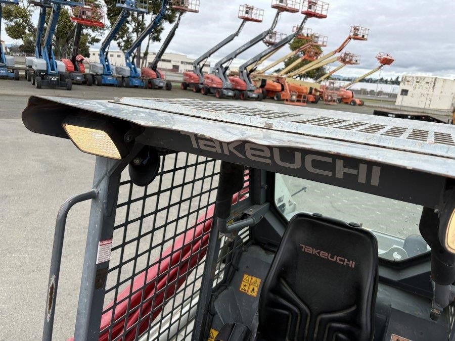 2019 Takeuchi TL8 Compact Track Loader - Image 21